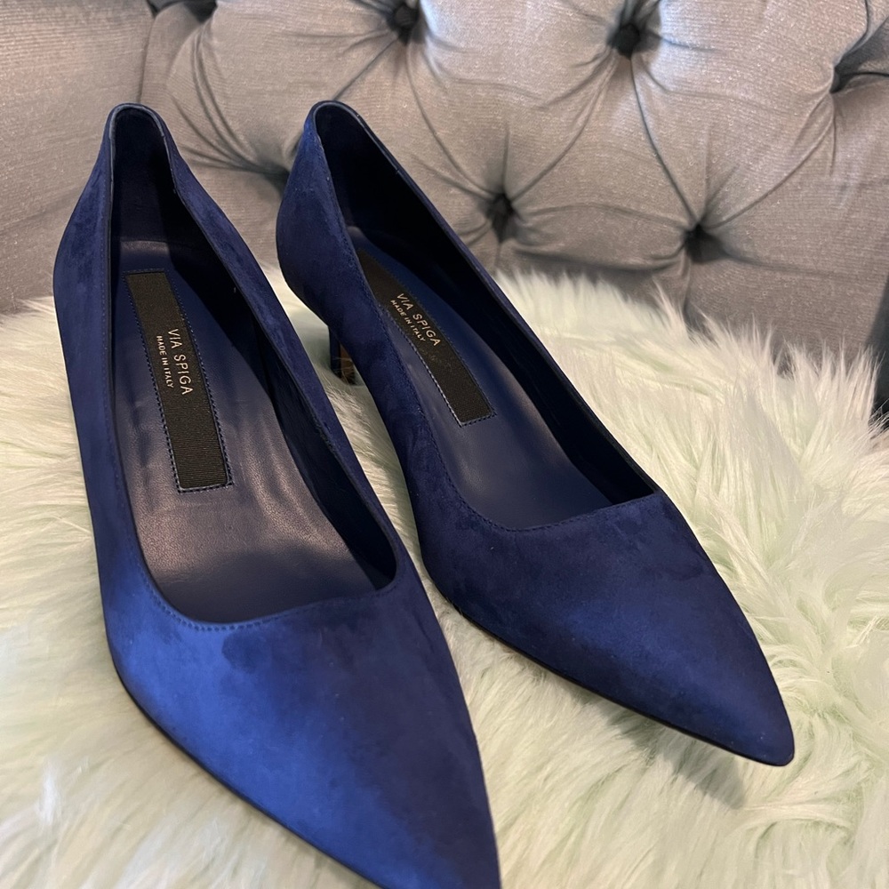 Via Spiga Blue Heeled Pumps